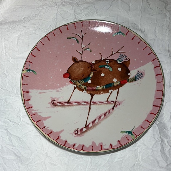 Reindeer Holiday Oneida plates (set of 4) with box. - Picture 2 of 9
